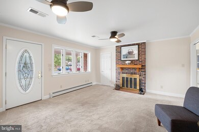 2413 Darnay Ln, Wilmington, DE 19808 - photo 4