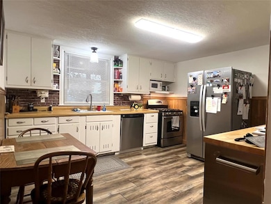 109 E Jackson St, Panora, IA 50216 - photo 7