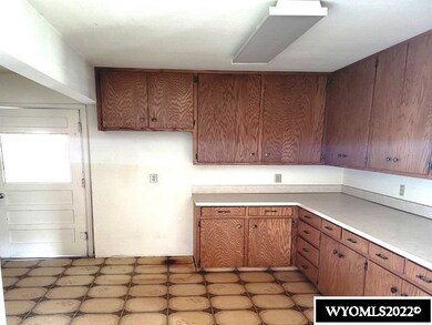 1205 E 28th Ave unit East K, Torrington, WY 82240 - photo 5