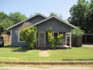 104 May Ave, Cleburne, TX 76031 - photo 2