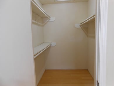 Walk in closet