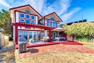 1453 Edwards Dr, Point Roberts, WA 98281 - photo 2