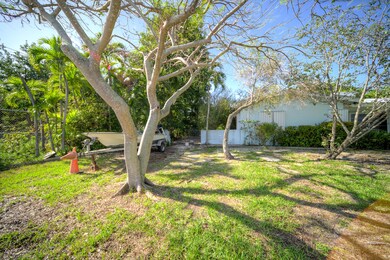 06 - 1620 Steven Ave-06