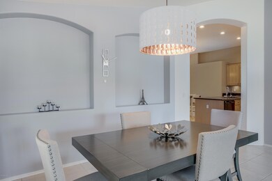 1332 W Winchester Way - 05
