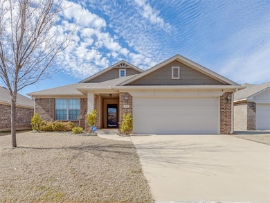 13 Evermore Ln, Yukon, OK 73099 - photo 3