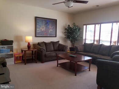 44024 Delphinium Dr, California, MD 20619 - photo 6