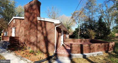 266 Thomson St, Summit Point, WV 25446 - photo 7