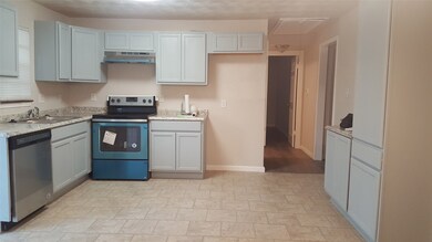 7641 Crofton St, Houston, TX 77028 - photo 7