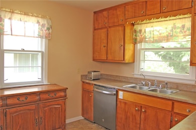 405 Chelsea Ave, Erie, PA 16505 - photo 7