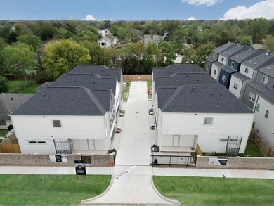 412 E Neyland St unit J, Houston, TX 77022 - photo 5