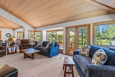 57723 Cherrywood Ln unit 2, Bend, OR 97707 - photo 6