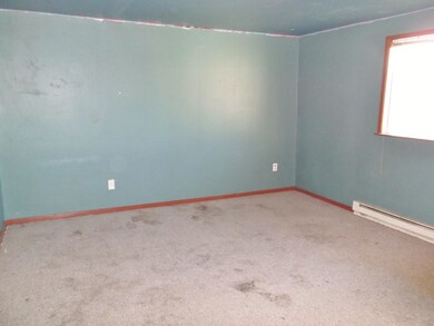 2305 9th St, Tillamook, OR 97141 - photo 7