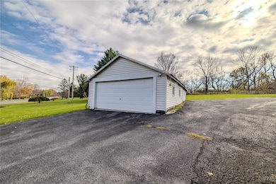 3006 New York 31, Canastota, NY 13032 - photo 3