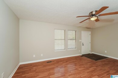 29 21st St, Center Point, OR 35215 - photo 4