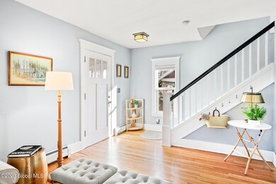 23 Oakwood Place, Delmar, NY 12054 - photo 4