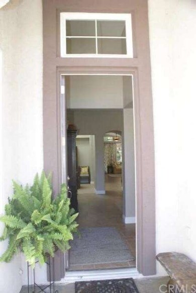 Entering this tastefully decorated home you can vi