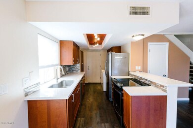 10432 N 10th St unit 3, Phoenix, AZ 85020 - photo 4