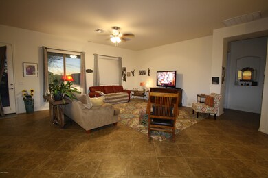 Spacious Greatroom