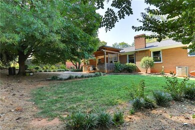 912 Carolyn St, Statesville, NC 28677 - photo 5