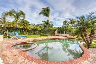 Views of the hills and sunsets framed with Tropica