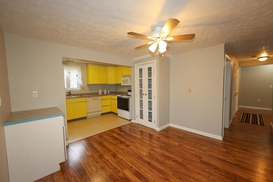 52 Als Ave unit B, Allenstown, NH 03275 - photo 7