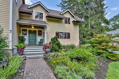 7 Columbia Ave, Nashua, NH 03064 - photo 5