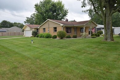 149 E 75th St, Anderson, IN 46013 - photo 3