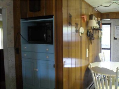 Kitchen. Microwave station