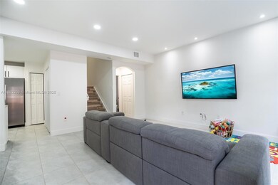 724 SW 106th Ave unit 2010, Pembroke Pines, FL 33025 - photo 6