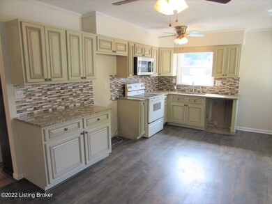 8302 Science Hill Ct, Louisville, KY 40228 - photo 2