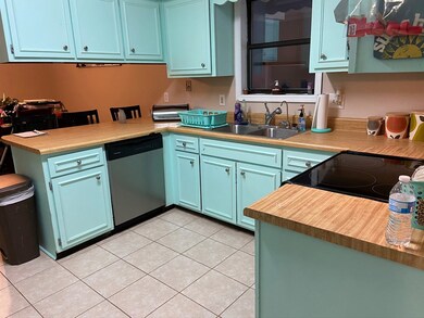 1601 James Wilson Dr, Vidalia, GA 30474 - photo 4