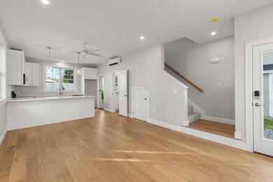 8 Margaret St, Rochester, NH 03867 - photo 4