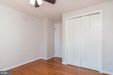 22388 Stablehouse Dr, Sterling, VA 20164 - photo 6