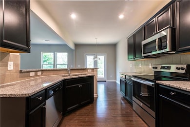 114 Canvas Ives Dr, Lawrenceville, GA 30045 - photo 6