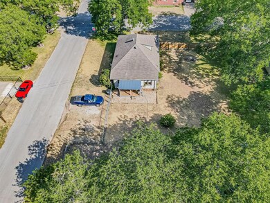 800 Euclid St, Cleburne, TX 76033 - photo 7