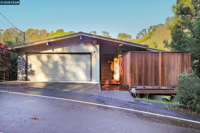 1383 Alvarado Rd, Berkeley, CA 94705 - photo 2