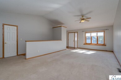 503 W Nathan St, Lake Crystal, MN 56055 - photo 6