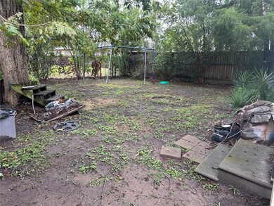 3918 Fernwood Dr, Houston, TX 77021 - photo 5
