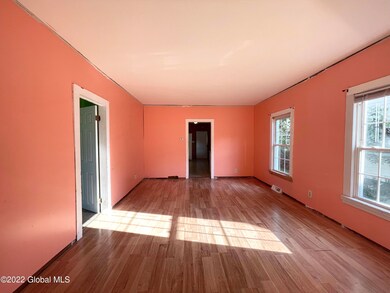 15 E Tremont St, Glens Falls, NY 12801 - photo 5