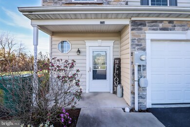 1250 Emilys Ct, Greencastle, PA 17225 - photo 4