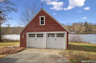 68 Flanders Rd, Niantic, CT 06357 - photo 5