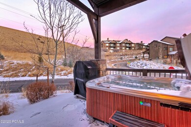 1515eLongviewDr-004