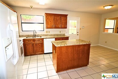 404 Preakness Cir, Copperas Cove, TX 76522 - photo 7