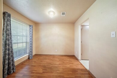 8818 Wild Basin Dr, Houston, TX 77088 - photo 5