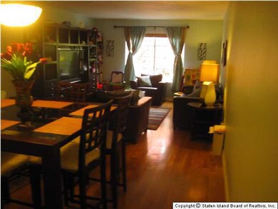 27 Theater Ln, Staten Island, NY 10304 - photo 7