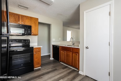 7878 Cherry Blossom Dr S, Jacksonville, FL 32216 - photo 7