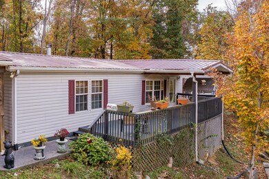 1055 Gap Creek Rd (11 of 69)