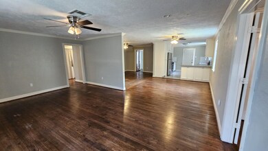 4810 Arvilla Ln, Houston, TX 77021 - photo 4