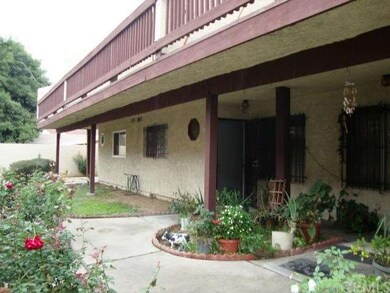 Front view 3