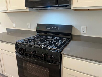 1205 E Ruger Ln, Mustang, OK 73064 - photo 5